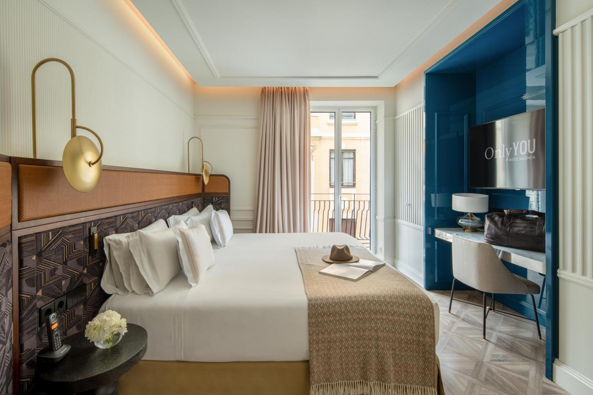 Only You Hotel Valencia Exterior foto Deluxe Room